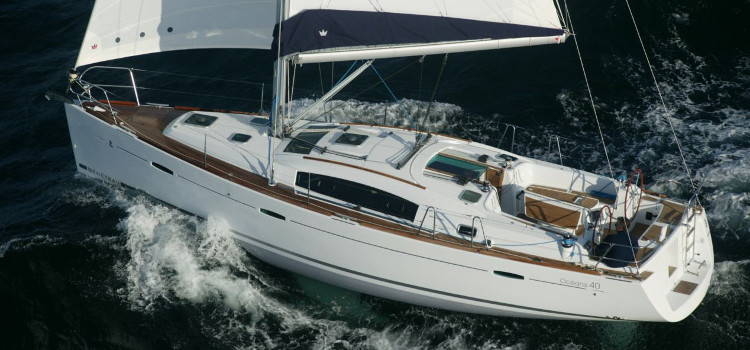 alquilar velero bavaria 47 exclusive en Ibiza. Navegar en ibiza.