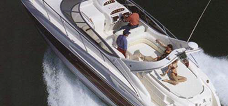 alquilar Cranchi endurance 39 en Ibiza. Navegar en ibiza.